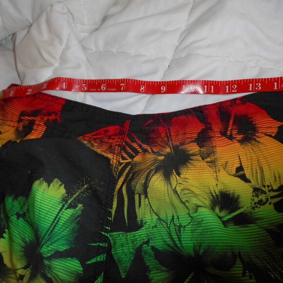 REEF BOARD‎ SHORTS - Picture 9 of 9